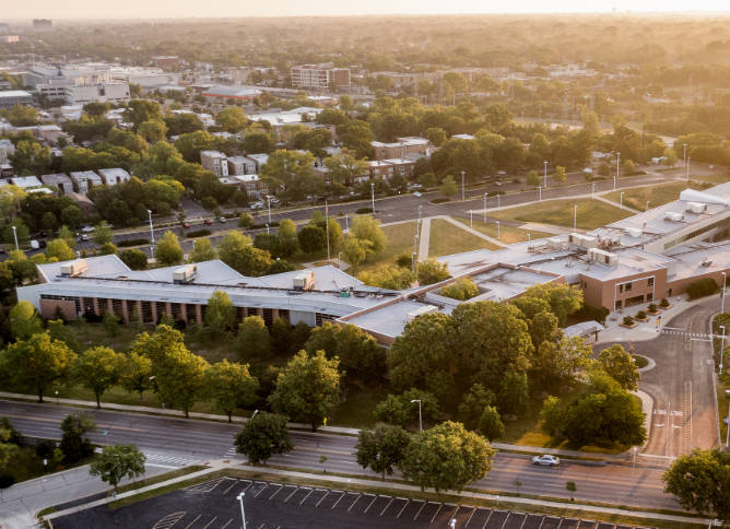 An ariel image of Oakton's Skokie campus.